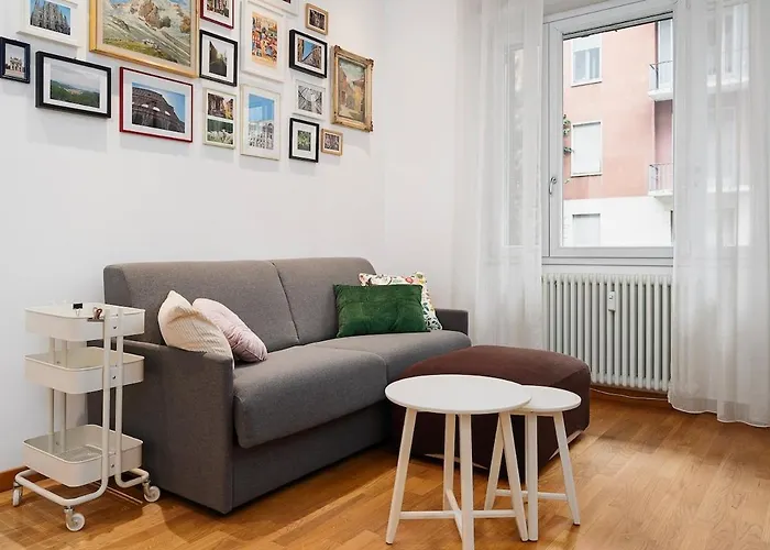 Apartment Holi California - Lovely With Metro Steps Away