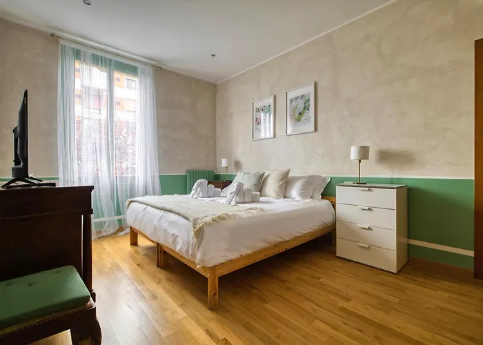 Elegant Three In Porta Romana By Mastery *