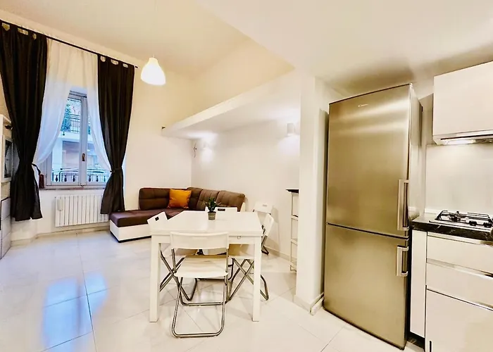 Porta Romana-center Milan-a Modern House Of Design Apartment *
