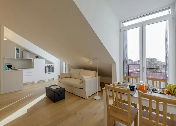 Апартаменты Novara, 6 - Attic With Style Милан