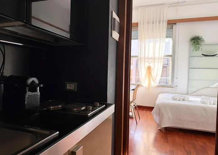 Lägenhet Urban Jungle 7 - New Door