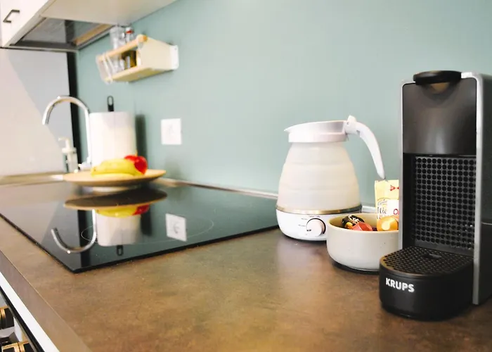 Intero Zona Prada, Metropolitana M3 Brenta * ميلان