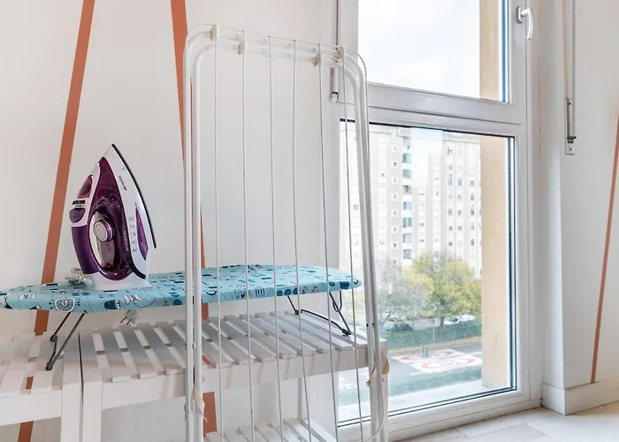 S&m Apartments- Urban Stripes 2 Bedrooms Near Underground M2 And Navigli