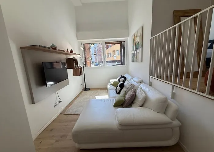 Three-room Sleeps 6 Life Fiera San Siro Apartman