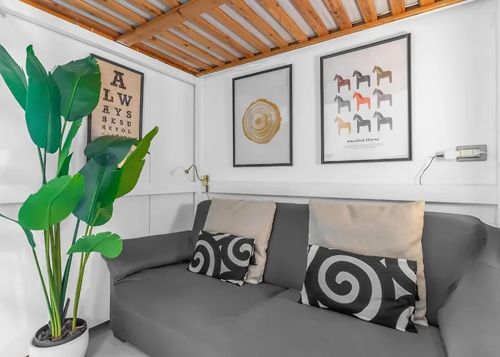 Cozy Corner By Ndp Rent *