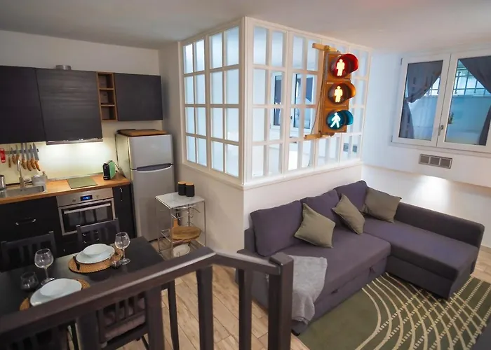 M1 Lotto San Siro Eclectic Pied A Terre *