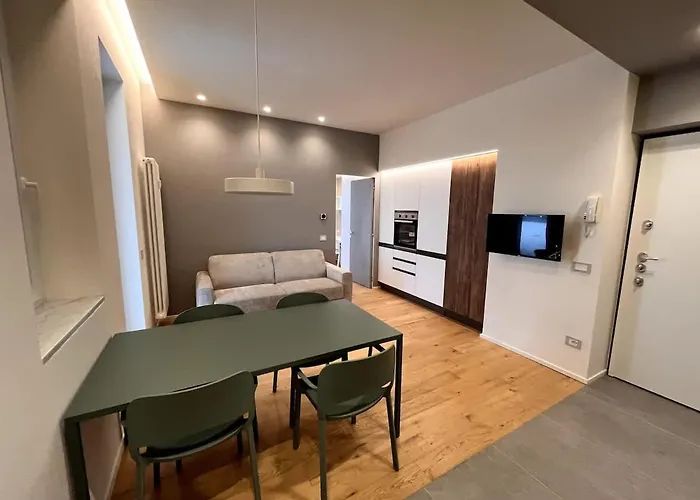 Апартаменты Stunning Penthouse Duomo Experience Милан