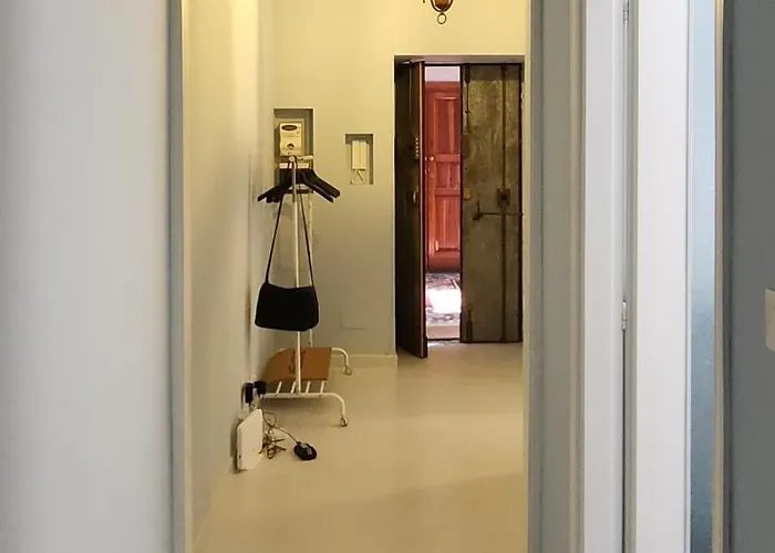 Cozy & Contemporary 2 Bdrm 1 Bthrm In Citta Studi *