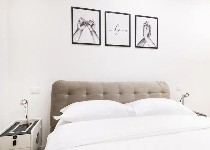 Easylife - - Lamarmora 1 - Porta Romana Milán