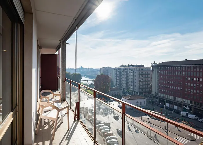 Luca Darsena Viale Papiniano Apartmán *