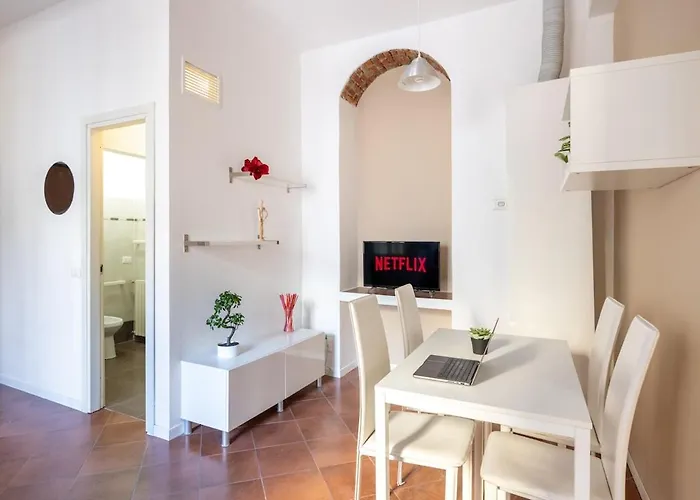 Apartman Duomo-navigli - With Wi-fi, Netflix, A-c