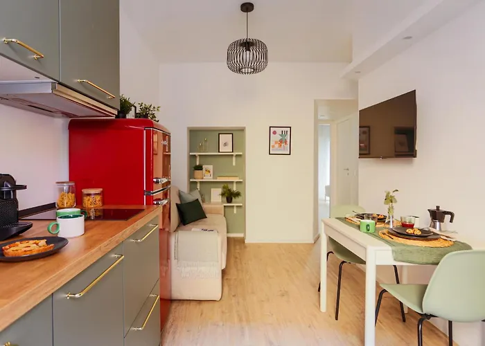 The Rent - Cozy One-bedroom In The Paolo Sarpi Area * Milán