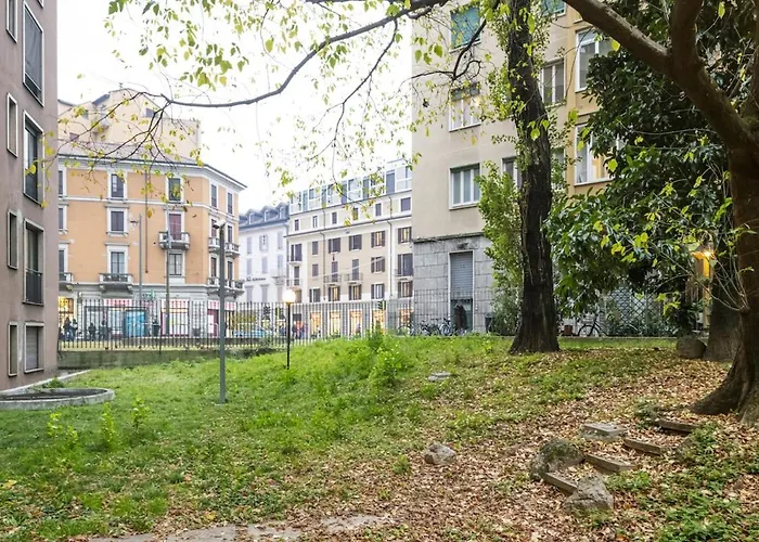 Easylife - - Lamarmora 1 - Porta Romana *