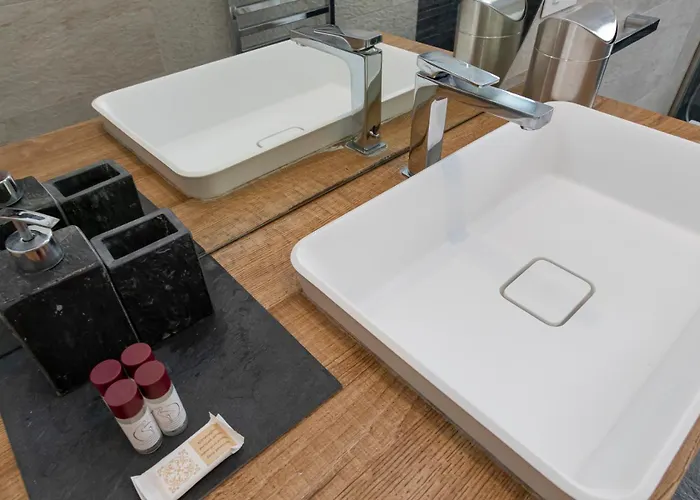 I-host - Bronzino 7 Daire Milano