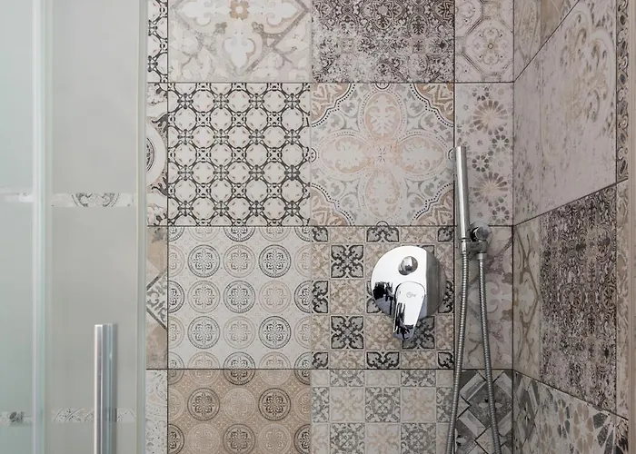 Fusetti Elegante Con Balcone In Zona Navigli * Милан