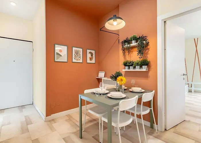 S&m Apartments- Urban Stripes 2 Bedrooms Near Underground M2 And Navigli Apartmán *