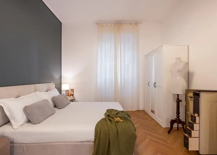 Tolmezzo - 7sundays * מילאנו