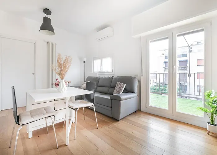 Apartment Easylife - - Soperga 44 P5 - *