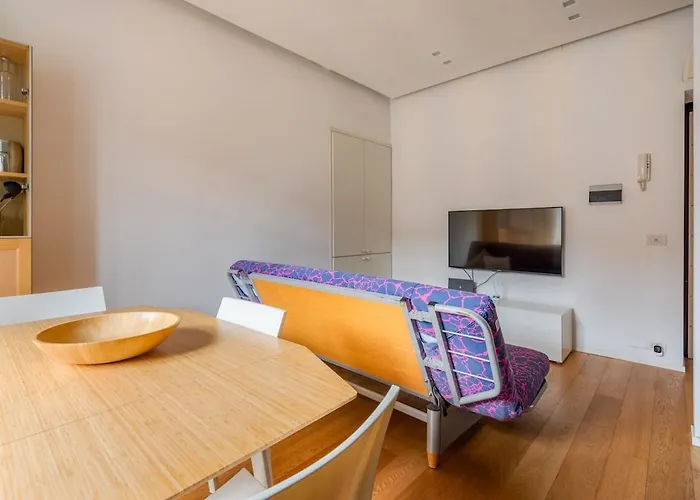 Porta Venezia Charme-2km From Centrale-15' Airport Апартаменты *