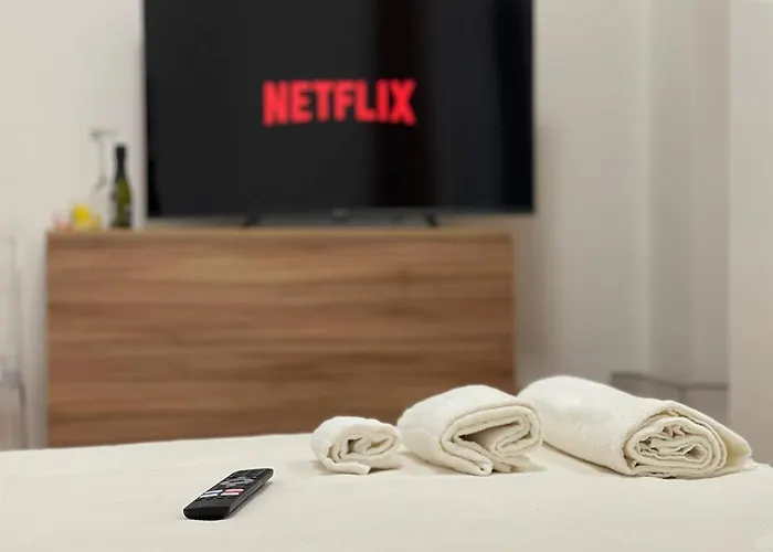 A Stone's Throw From The Metro *