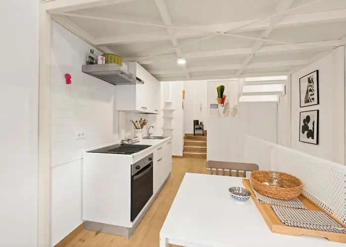 Center - With Ac, Wifi - Station 10' Milán