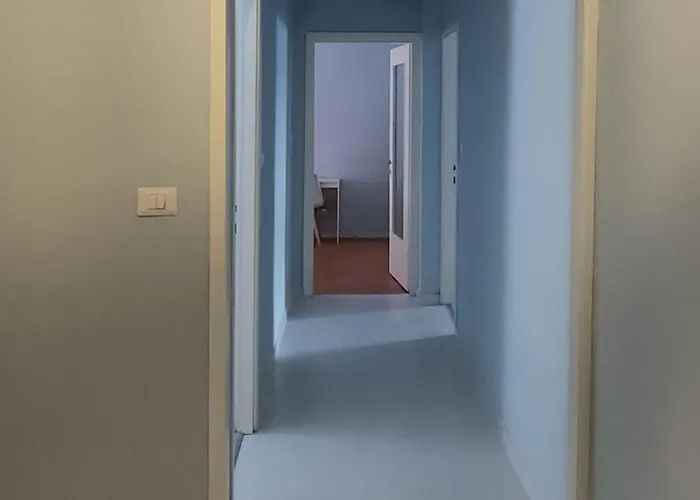Cozy & Contemporary 2 Bdrm 1 Bthrm In Citta Studi * 밀라노