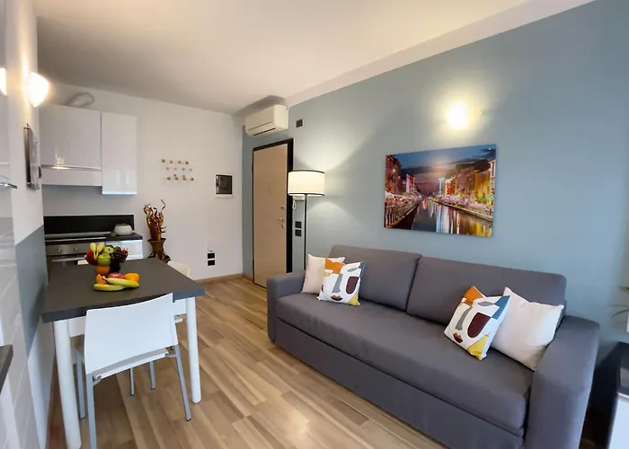 Apartman Palazzo Candiani - Stylish Steps From Polimi Bovisa Campus By Rentopolis *