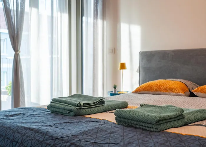Crespi Terrace, Private Parking, A Few Steps From The Metro Apartamento *