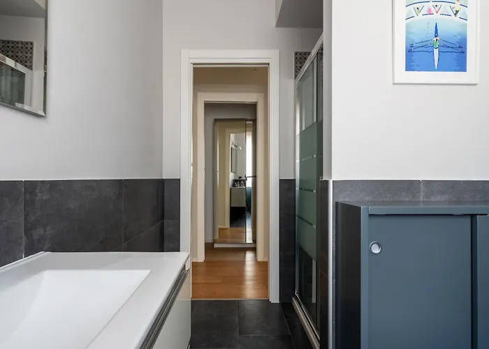 Fusetti Elegante Con Balcone In Zona Navigli