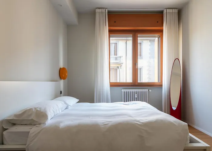 Апартаменты Fusetti Elegante Con Balcone In Zona Navigli Милан