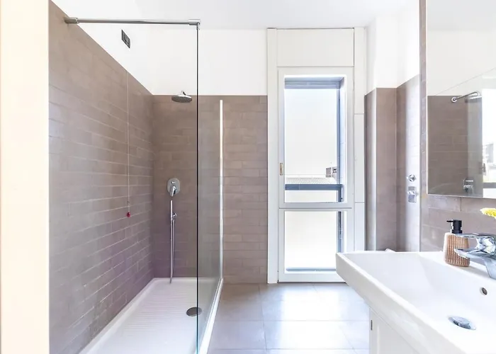 Duomo 7 Min - Panoramic Terrace & Two Bedrooms Apartamento