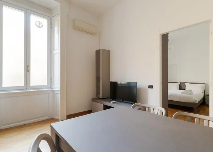 Guesthost - Modern Flat Near Darsena Apartamento Milán