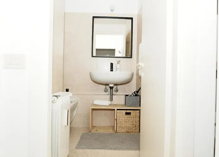 Casaportavenezia - 5 Min M1 And M3 * Milaan