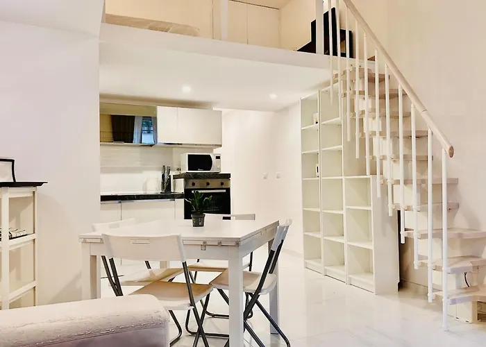 Porta Romana-center Milan-a Modern House Of Design