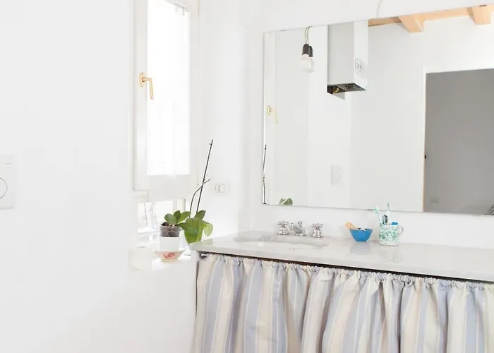 Boho Chic In Isola Area Milano