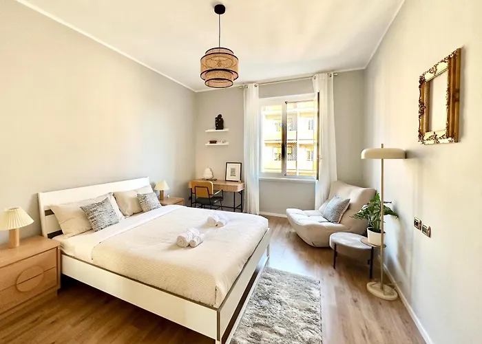 Lumiere Bloom * Milan