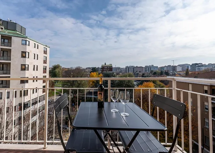Appartamento Isola-garibaldi, Elegante Con Wi-fi E Balcone Privato Milano