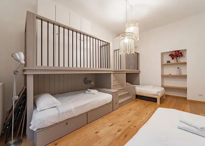 5 Walk From Porta Venezia Station, With 2 Bedrooms