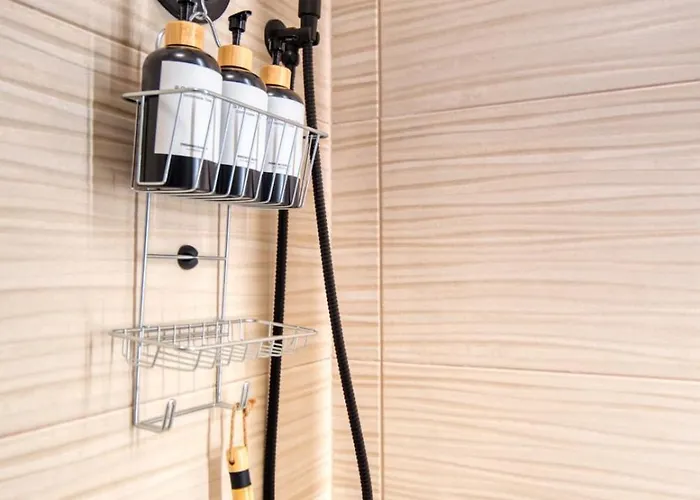 Lejlighed Stylish - M4 Frattini, 15 Mins To Duomo *