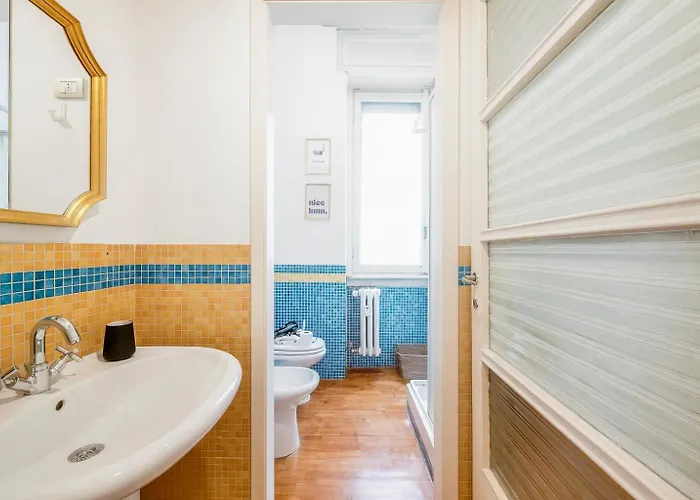 Apartmán The Boutique - Spacious With Balcony - M3 Repubblica 2 Stops To Montenapoleone Duomo , 1 Stop To Station - Center *