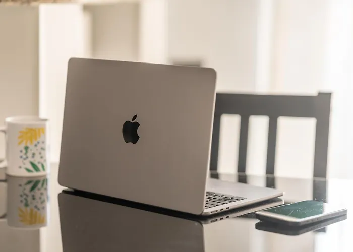 Isola-garibaldi, Elegante Con Wi-fi E Balcone Privato *