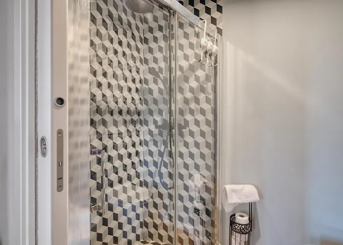 Just Urban - Stylish One-bedroom Near The Duomo * Milánó