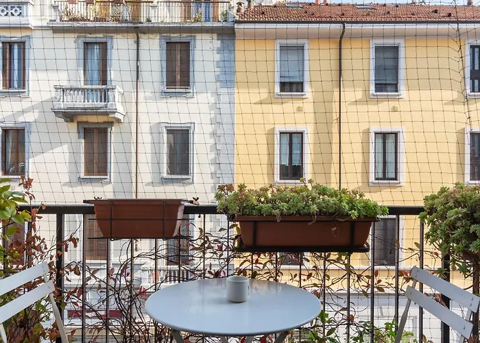 Fusetti Elegante Con Balcone In Zona Navigli