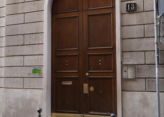 San Babila Elegant Duplex - Design District Daire Milano