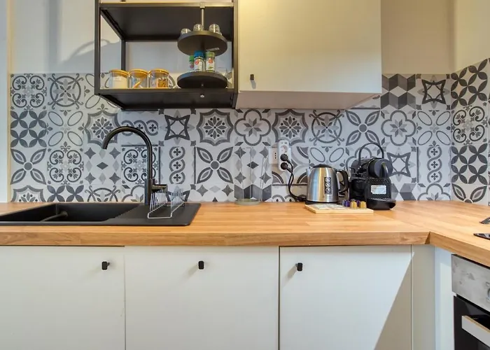 Stylish - M4 Frattini, 15 Mins To Duomo