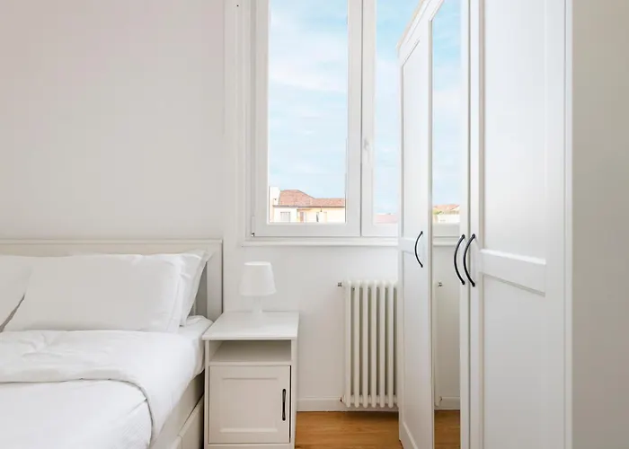 Easylife - - Soperga 44 P5 - * Milano