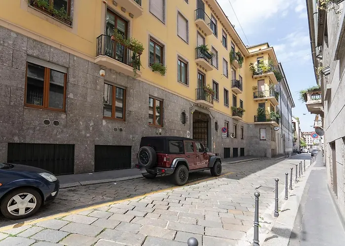 Arts At Magenta Apartment *