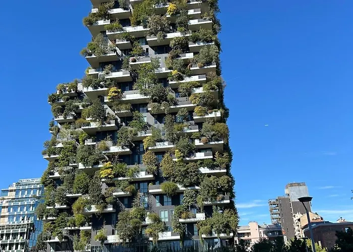 Modern In Milan, Isola Area Milán