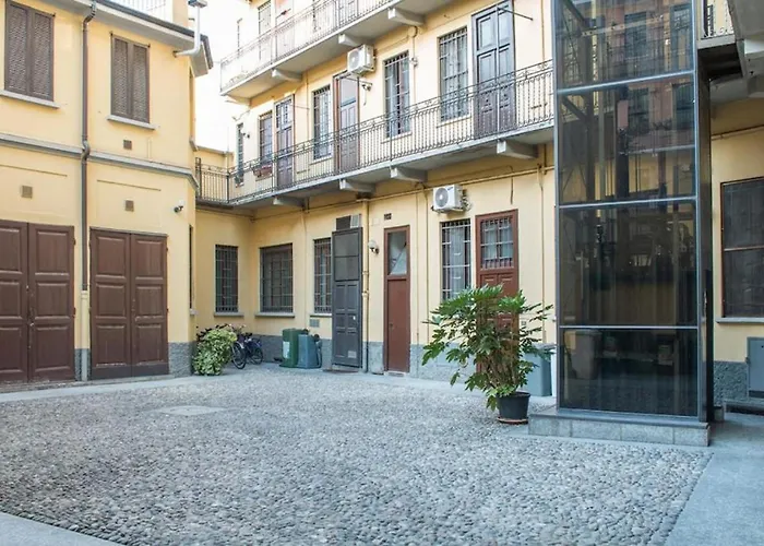 Navigli Urban Art Flat