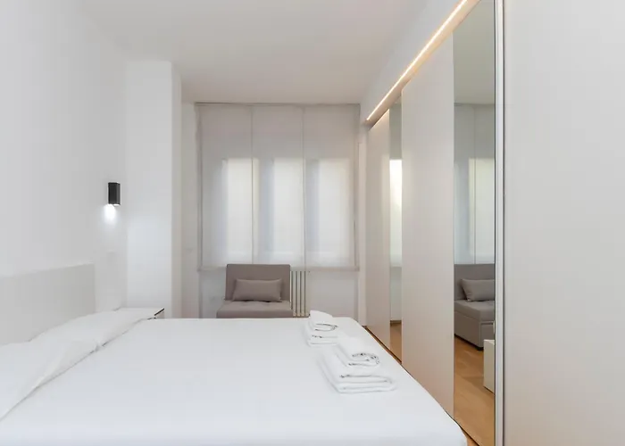 I-host - Bronzino 7 *